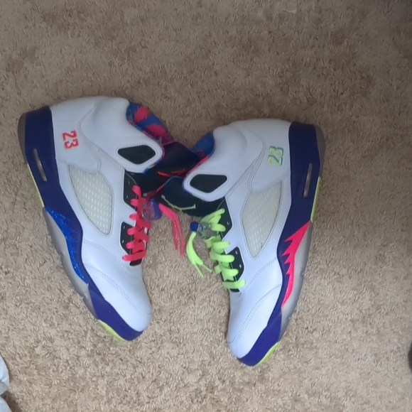 Shoes - Picture 3 of 4